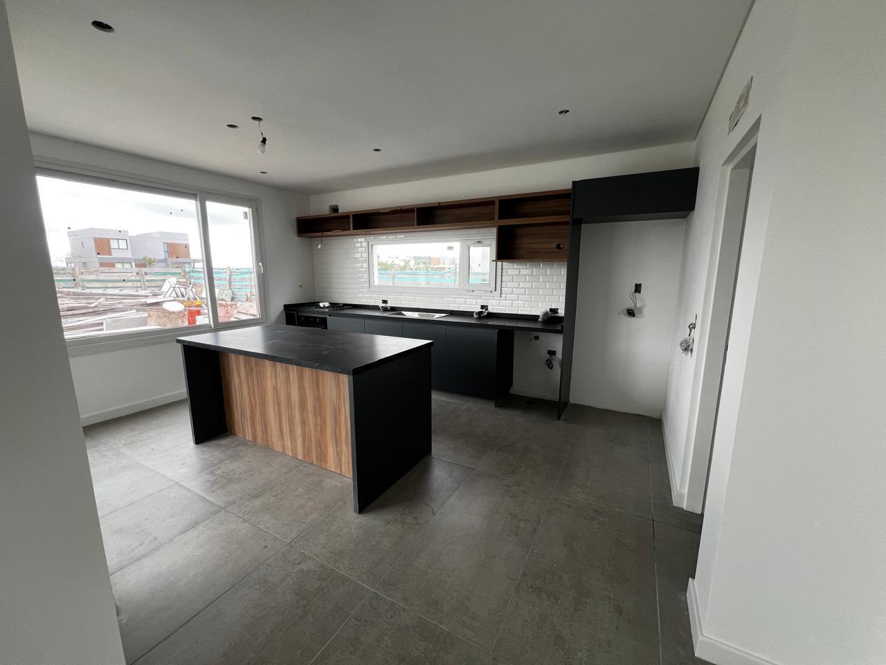 Foto de Casa en VENTA 5 Ambientes, Barrio Cerrado Riberas, Puertos Del Lago, imagen 5