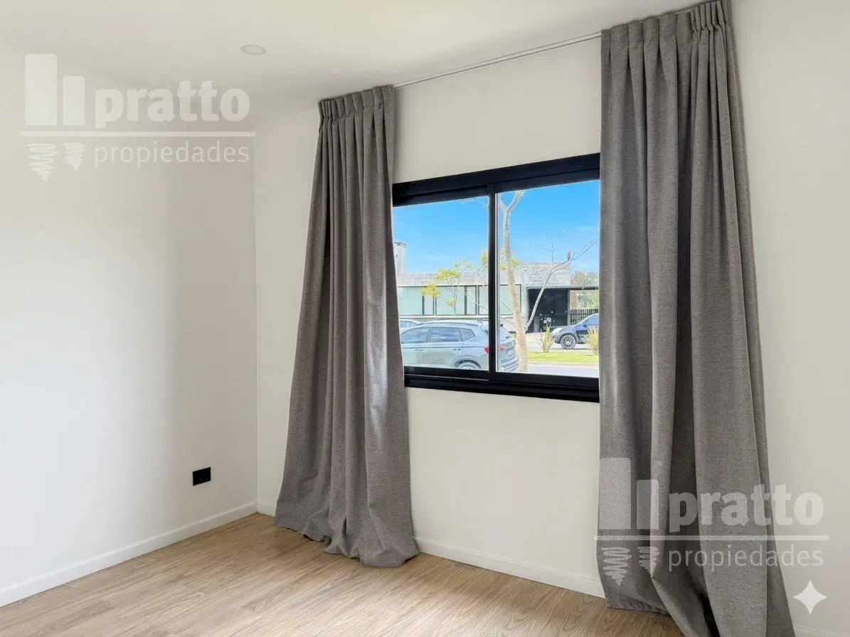 Casa en venta de 3 dormitorios en El Canal 2