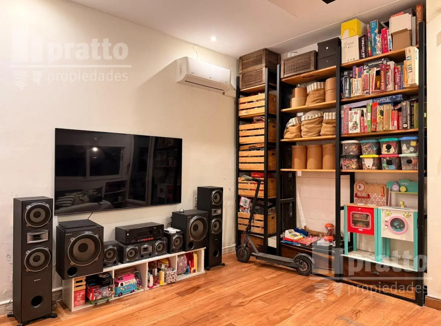 Casa en 2 plantas, EXCELENTE UBICACION 1