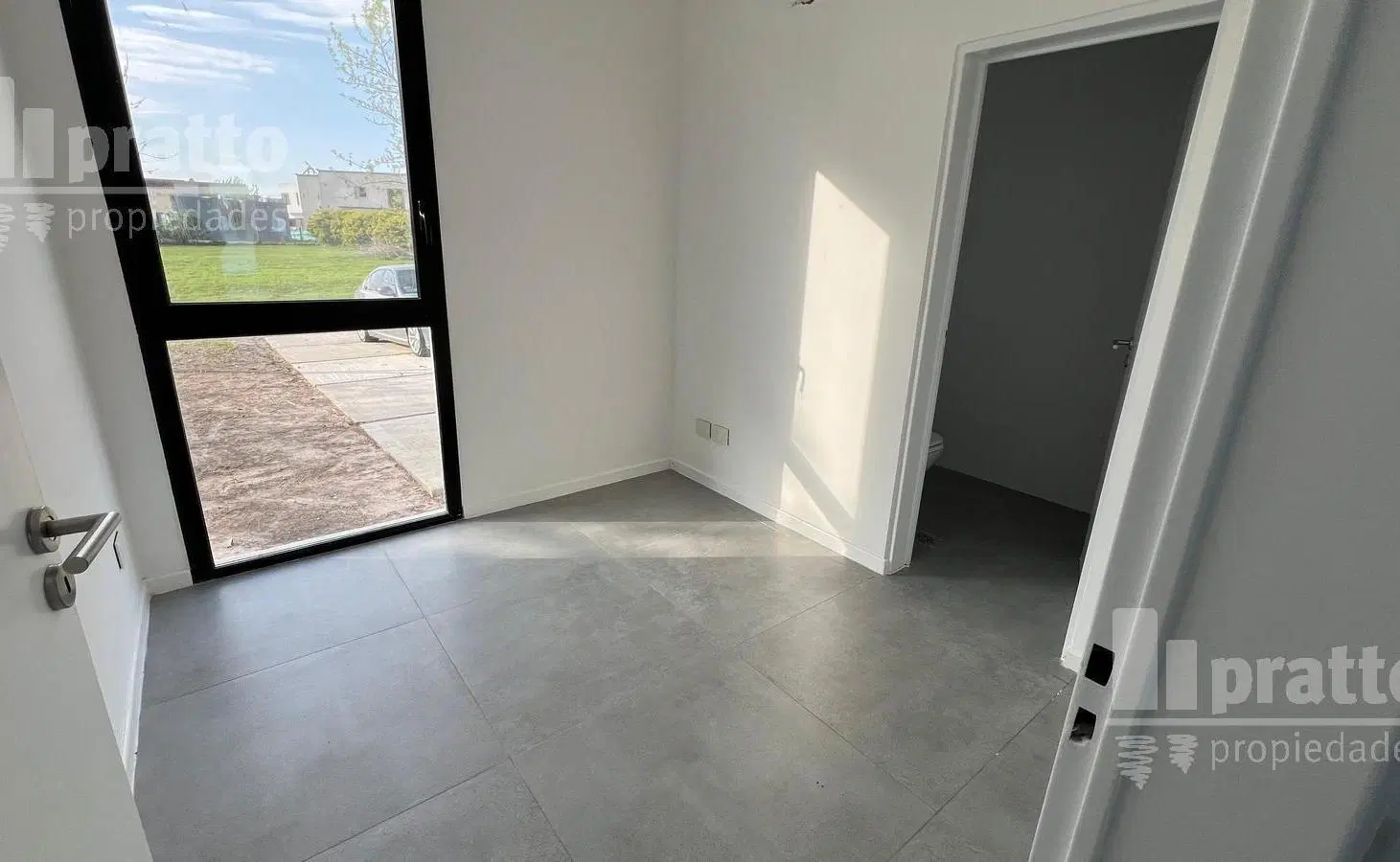 Casa en venta de 3 dormitorios en El Cantón Golf 2