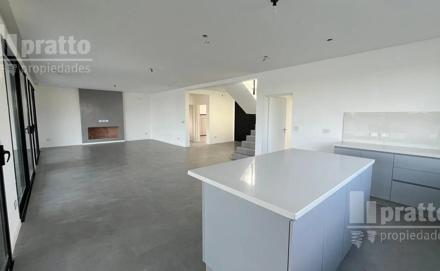 Casa en venta de 3 dormitorios en El Cantón Golf 5