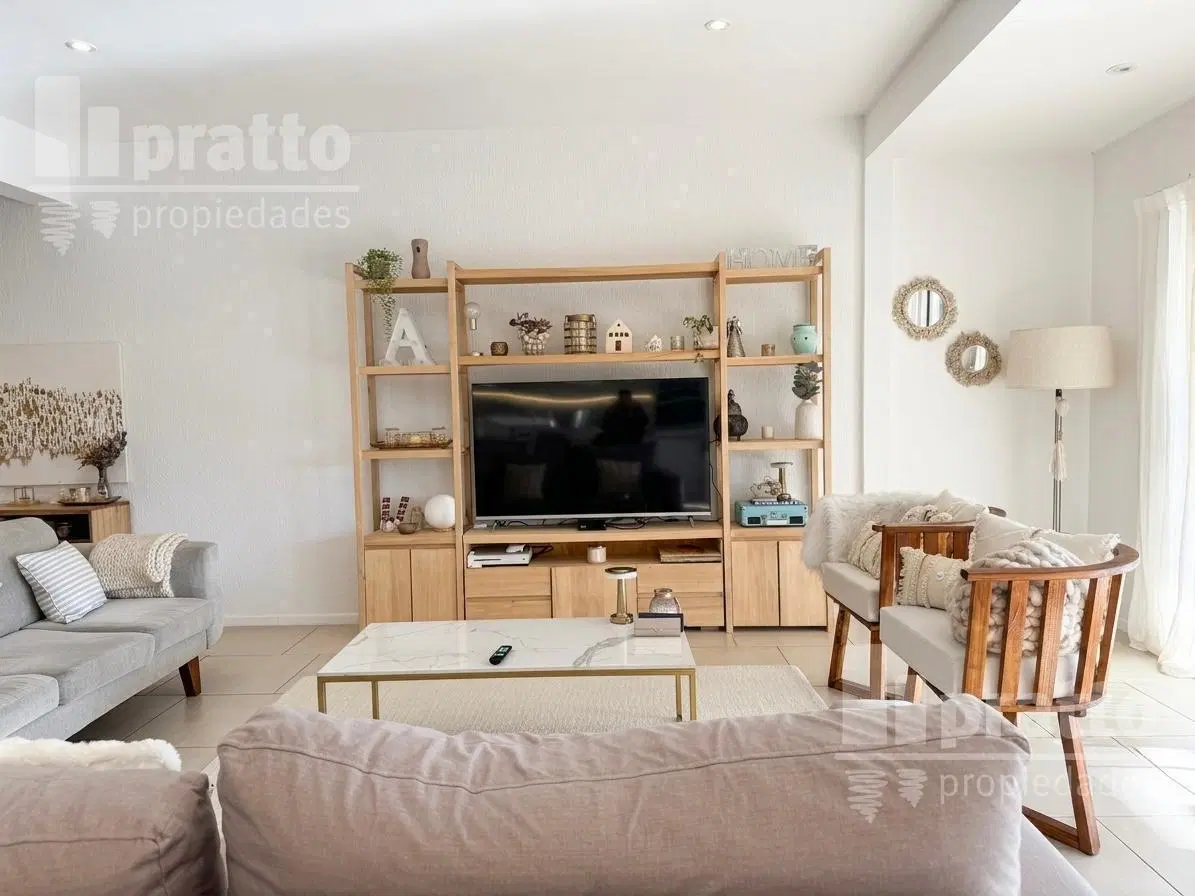 Casa en venta de 4 dormitorios en San Rafael 3