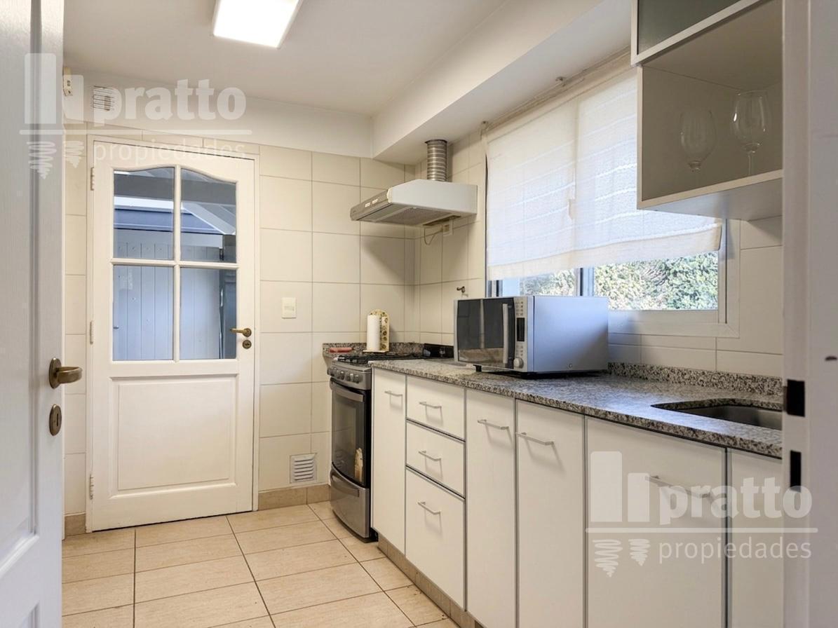 Foto de Casa en Venta - U$S 378.000 - Barrio Septiembre, imagen 3