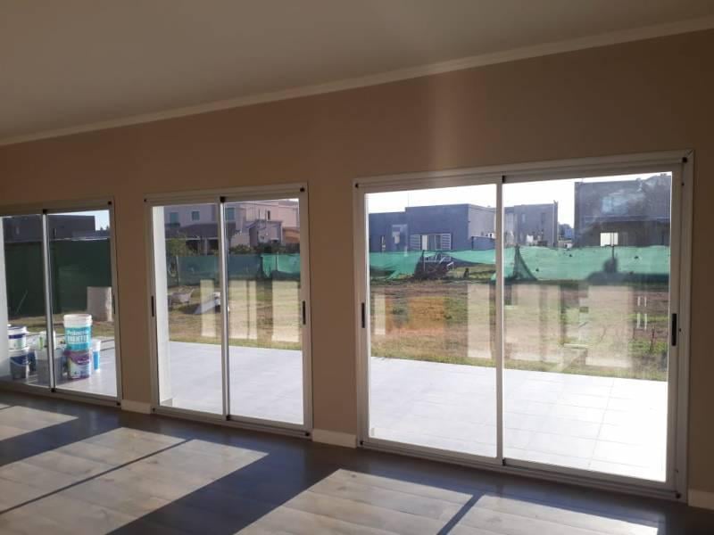 Foto de Excelente casa en lote interno en San Rafael!!, imagen 4