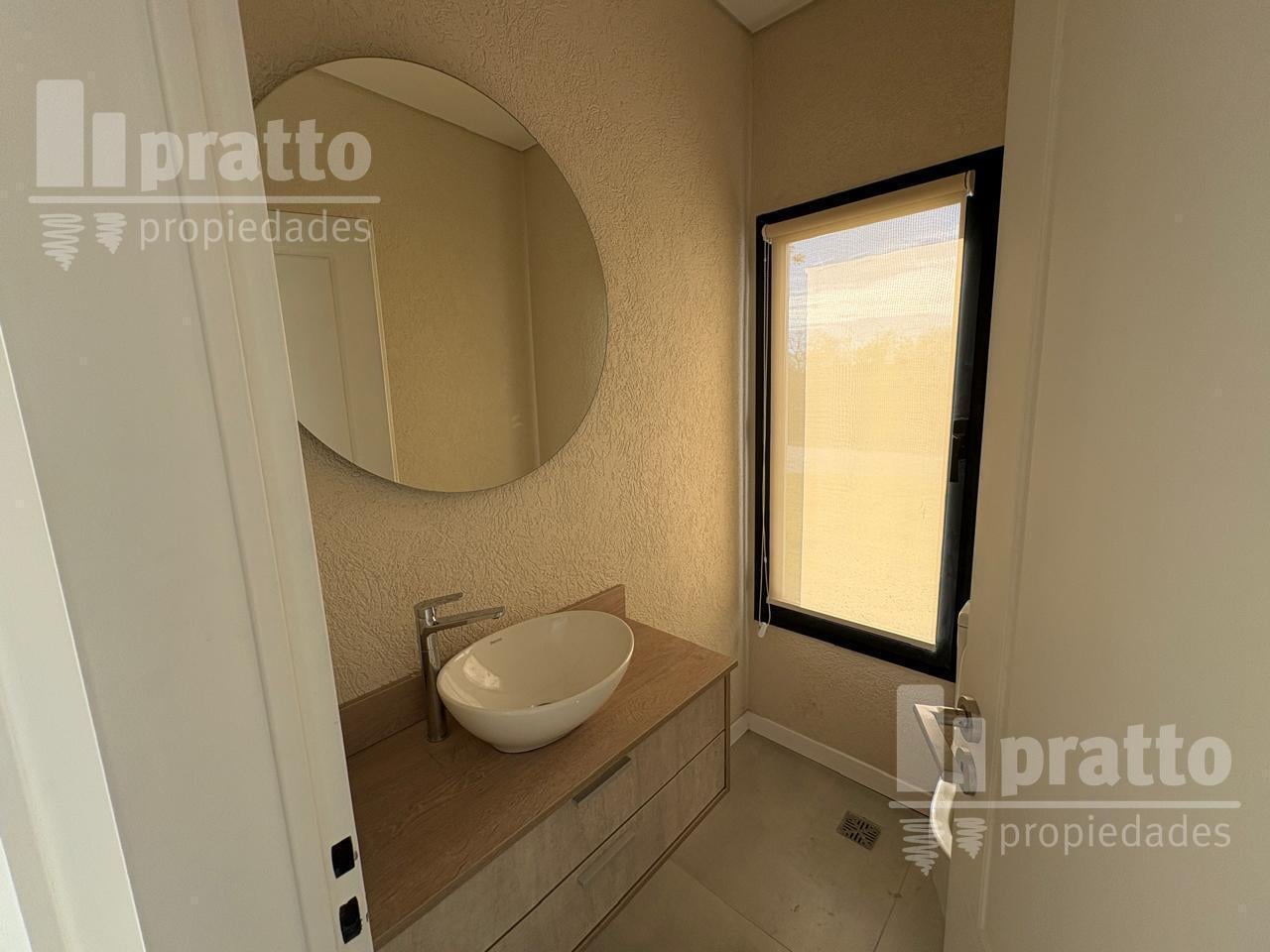 Foto de Casa en venta de 3 dormitorios en Puertos del Lago Riberas, imagen 1