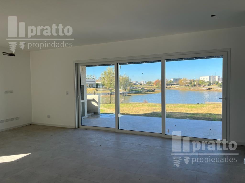 Foto de Casa en venta de 4 dormitorios en El Cantón Islas, imagen 3