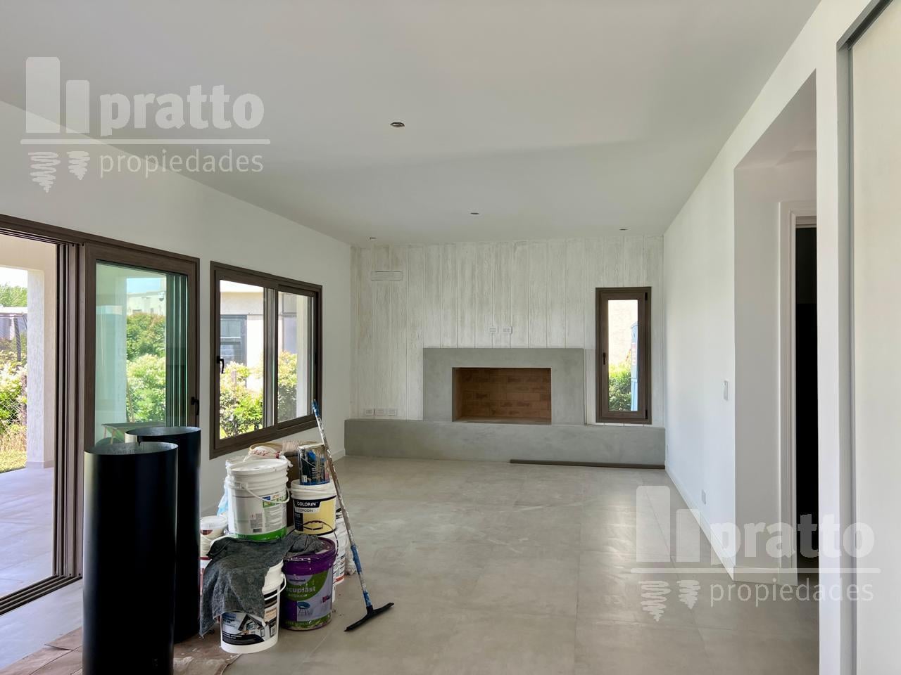 Foto de Casa de 4 dormitorios Escritorio y Playroom a la laguna, imagen 3