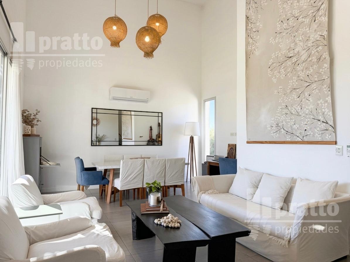Foto de Excelente casa en San Gabriel sobre lote interno., imagen 1