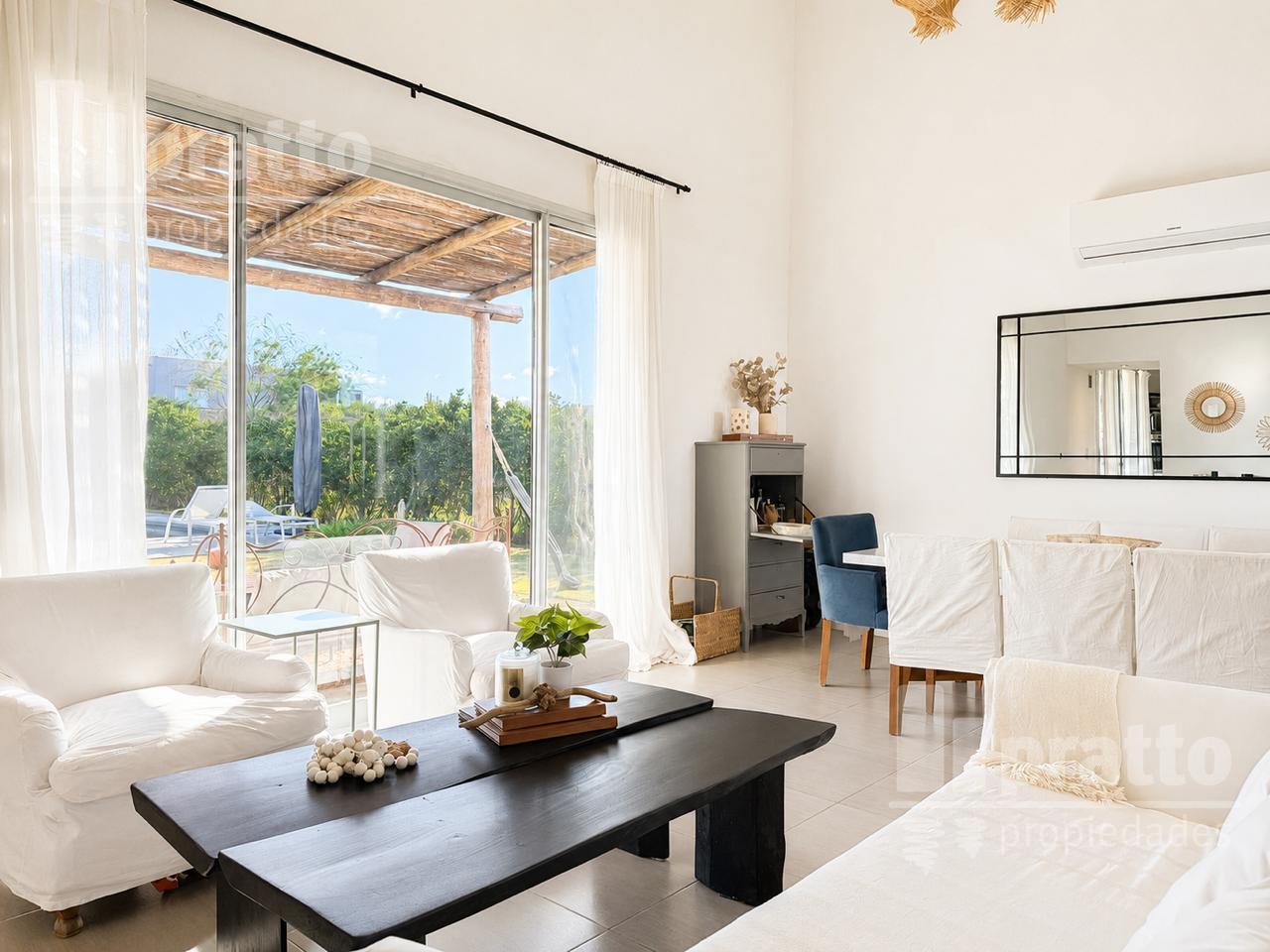 Foto de Excelente casa en San Gabriel sobre lote interno., imagen 2