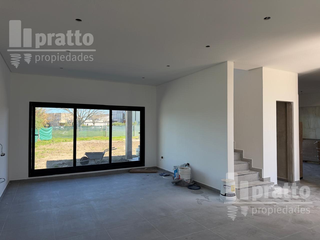 Foto de Casa en venta de 3 dormitorios en El Cantón Puerto, imagen 2