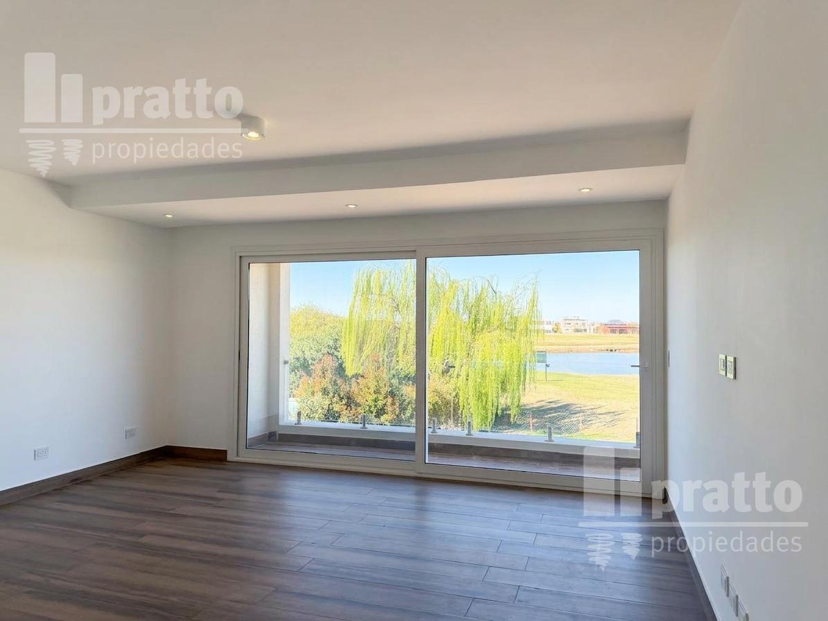 Foto de Casa en venta de 4 dormitorios en El Cantón Golf, imagen 5