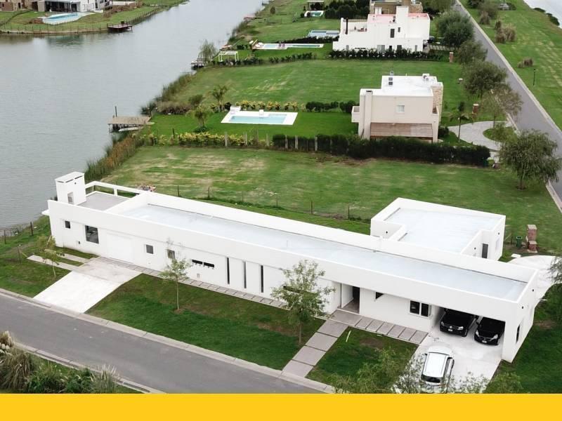 Foto de Hermosa casa a la laguna en San Benito, imagen 3