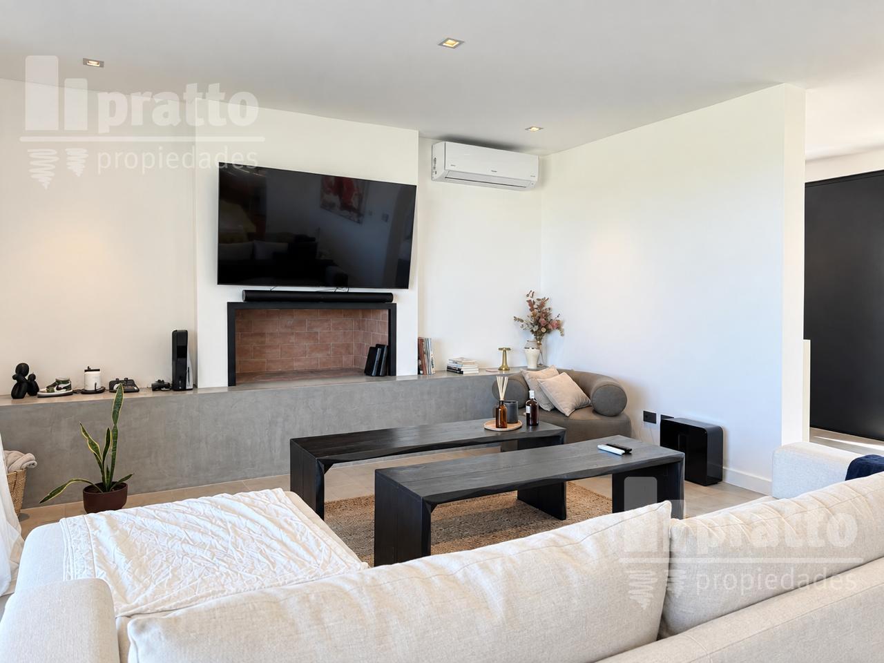 Foto de Casa en venta de 3 dormitorios en El Cantón Golf, imagen 2