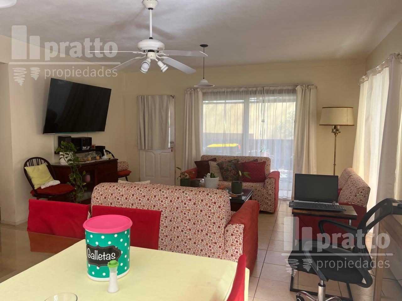 Foto de Linda casa desarrollada en una planta con excelente lote, imagen 3