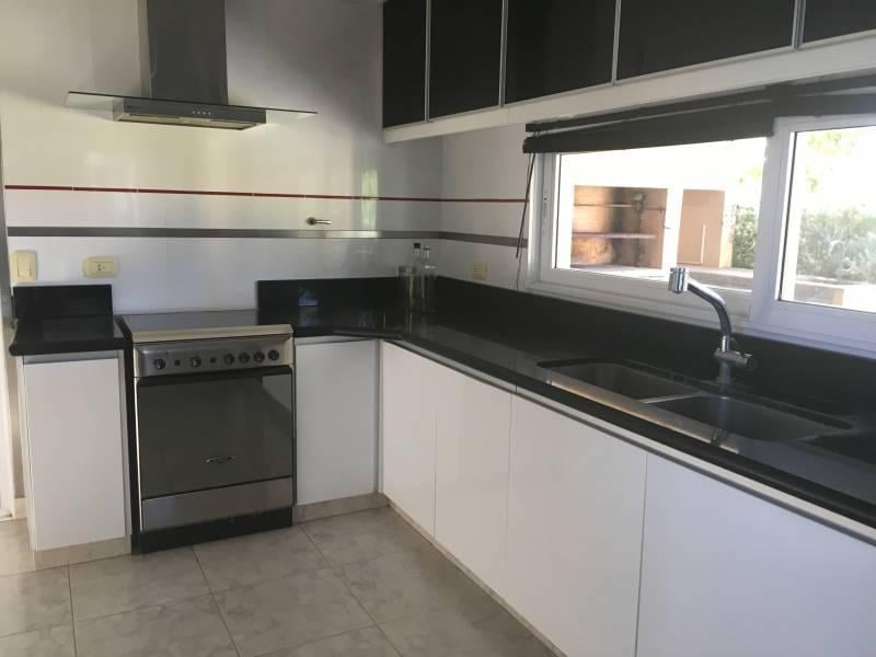 Foto de Casa en venta en Santa Catalina de 3 dormitorios, imagen 4