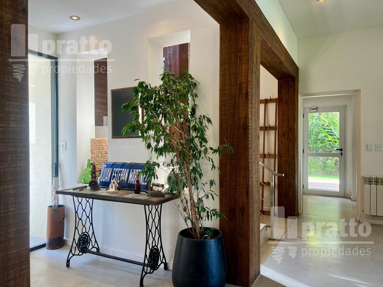 Foto de Espectacular casa en venta al agua en Cabos del Lago Nordelta, imagen 4