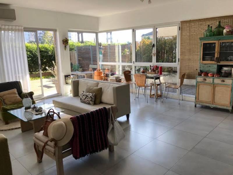 Foto de Hermoso Departamento en complejo Tigre 01 con excelente acceso, imagen 2