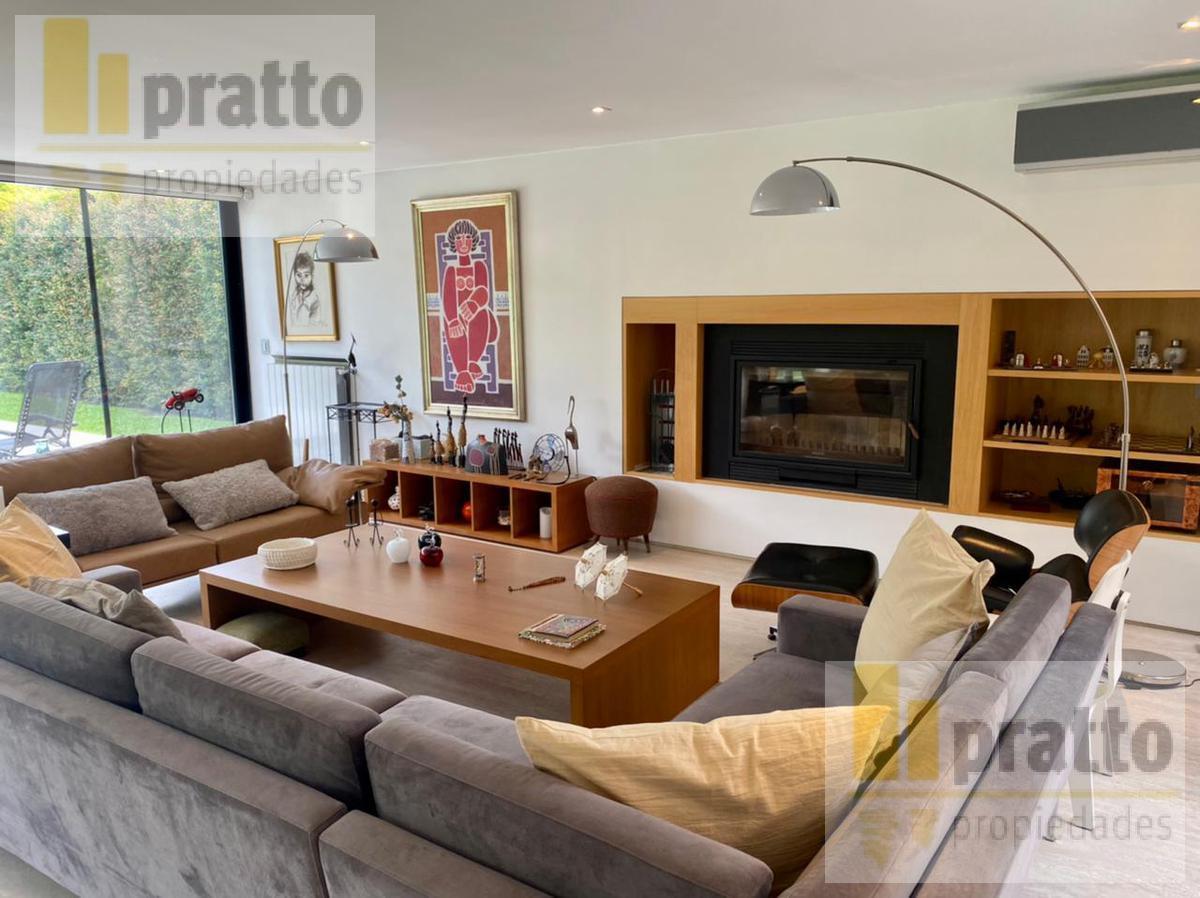 Foto de Importante Casa en Solares Del Talar, imagen 2