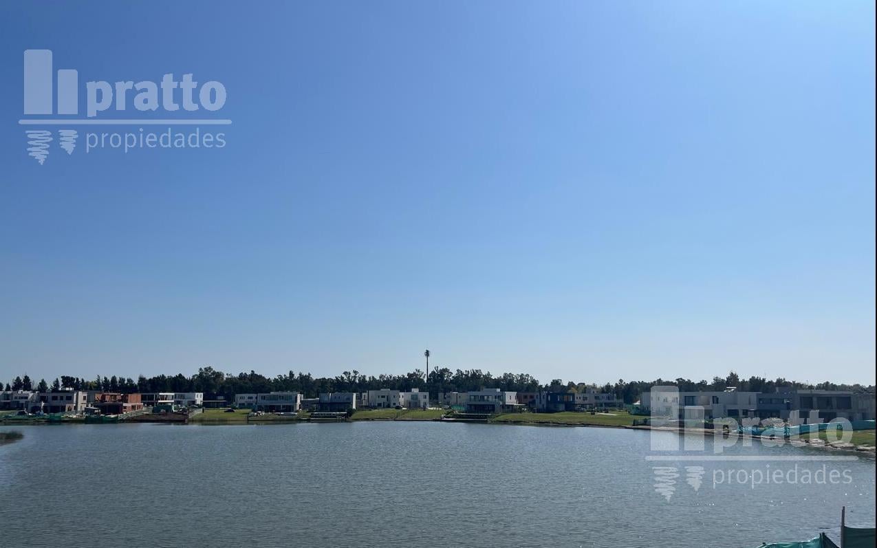 Foto de Casa en venta de 4 dormitorios en Santa Ana, imagen 3
