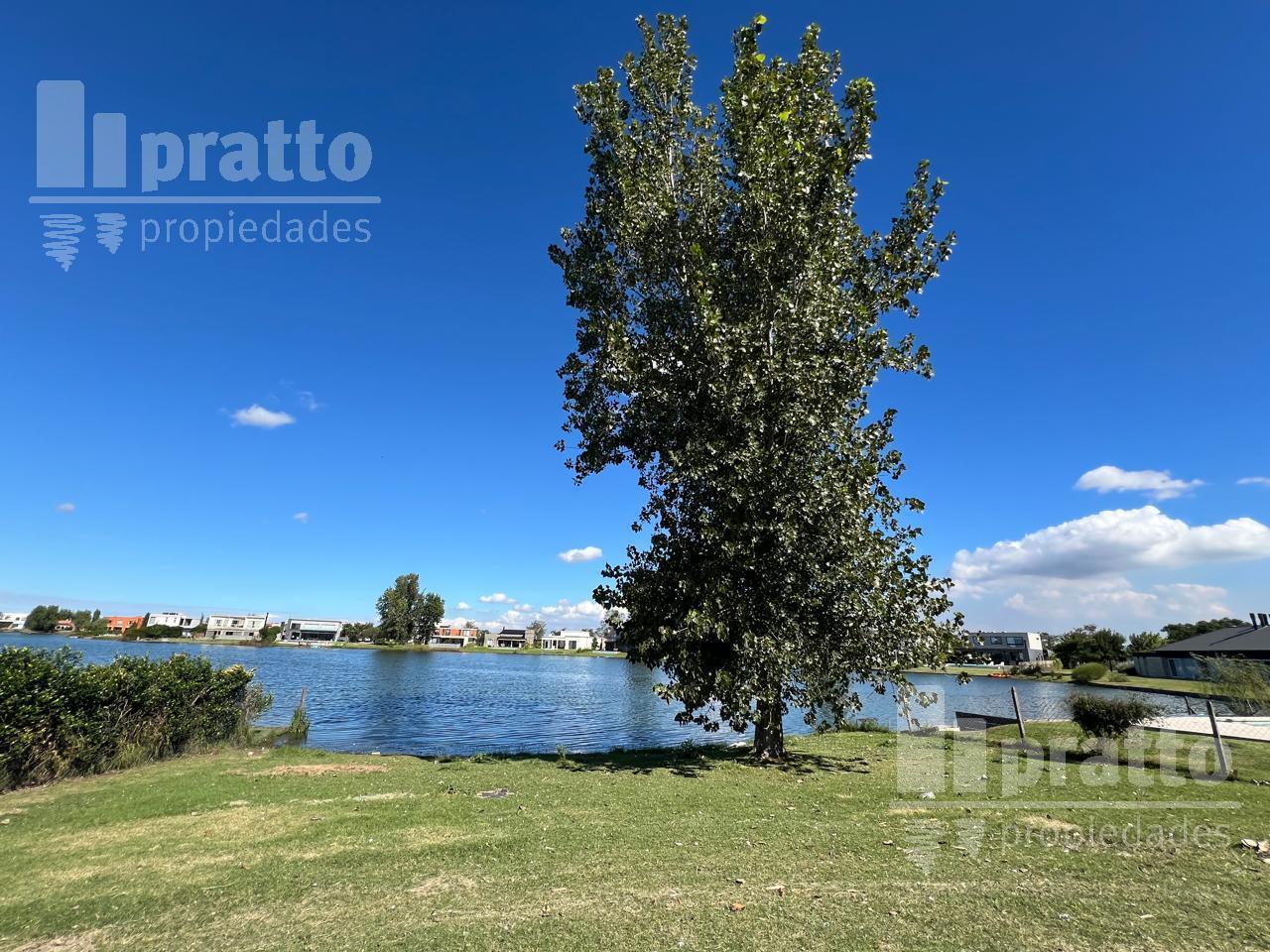 Foto de Terreno en El Canton - Norte, a la laguna, imagen 1