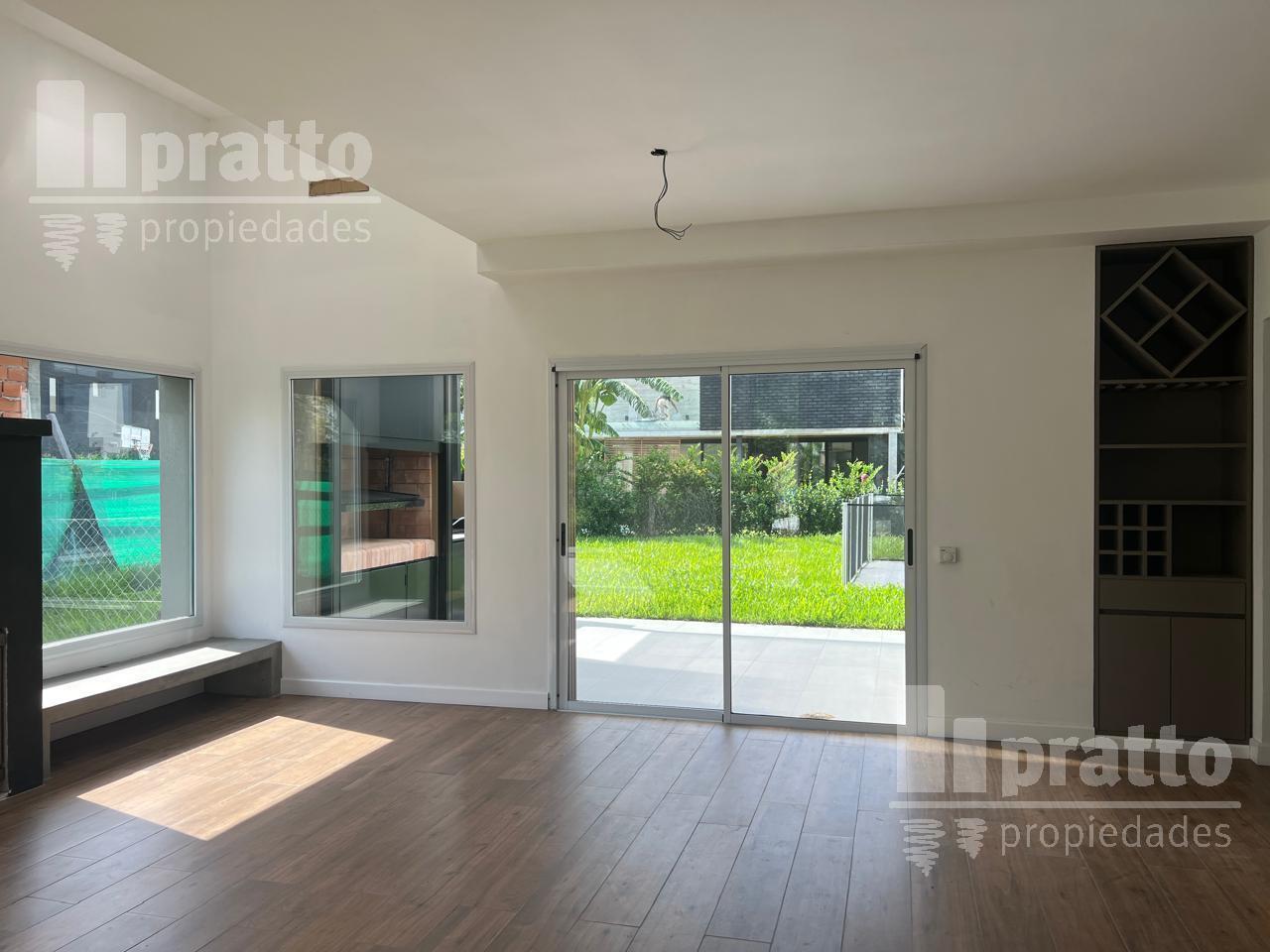 Foto de Casa en Los Castaños, sobre lote interno, imagen 2