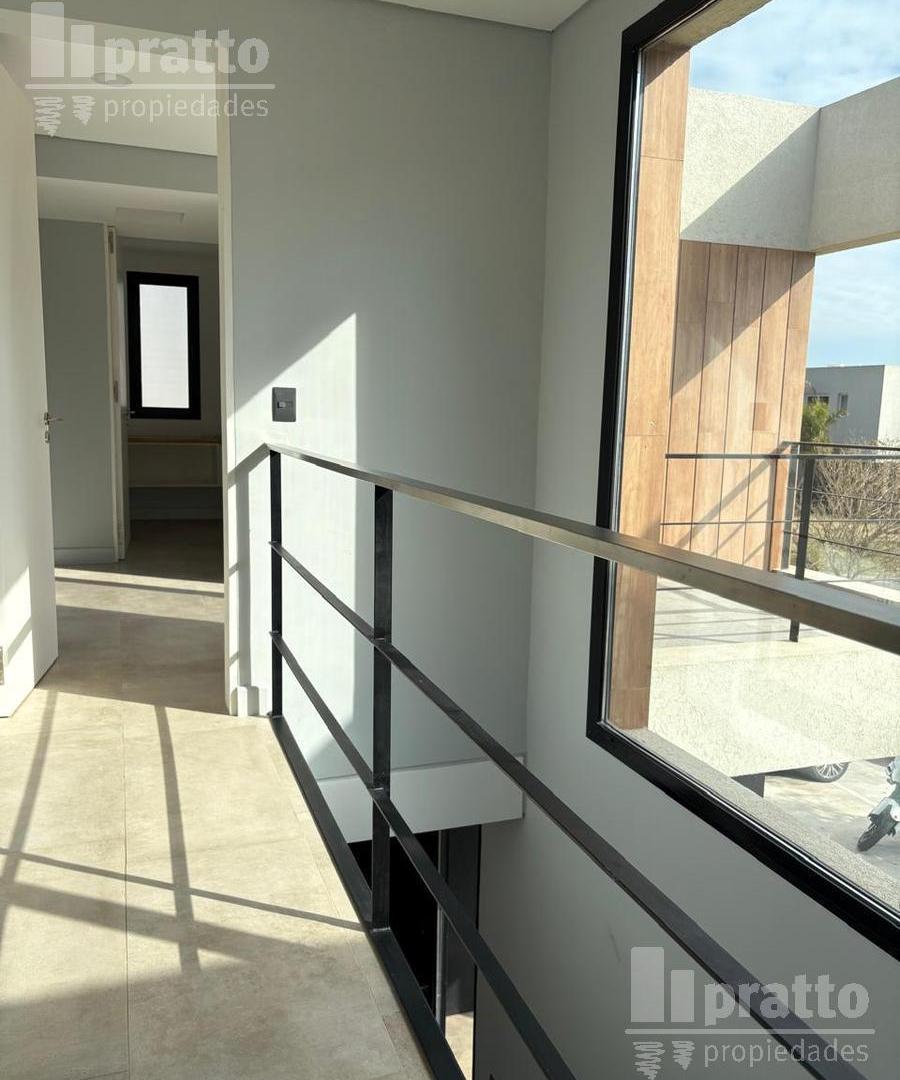 Foto de Casa en venta de tres dormitorios en Ceibos Puertos del lago, imagen 5