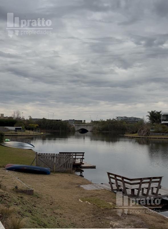 Foto de Casa en venta de tres dormitorios en Ceibos Puertos del lago, imagen 1