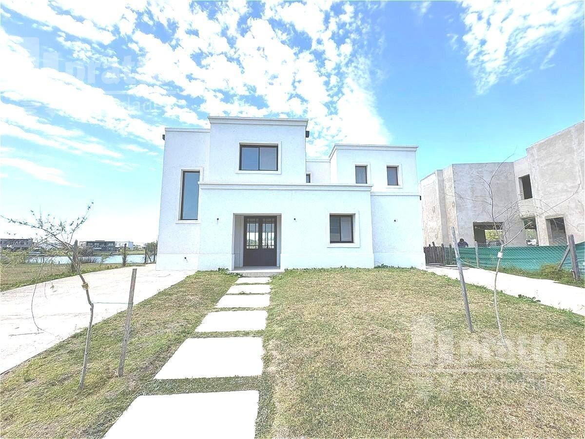 Foto de Casa en venta de 3 dormitorios en Santa Ana, imagen 4