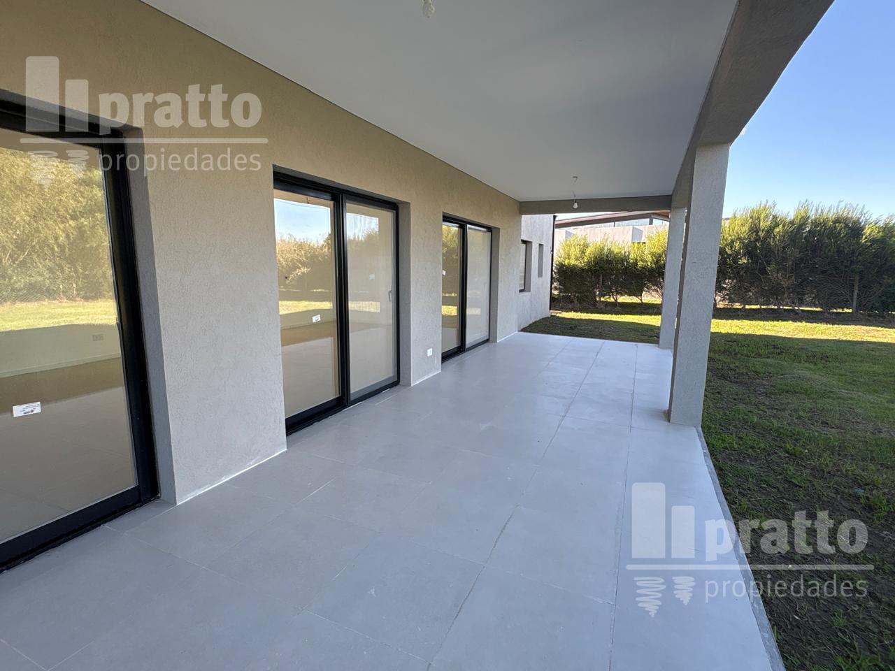Foto de Casa en venta de 3 dormitorios en El Cantón Golf, imagen 3