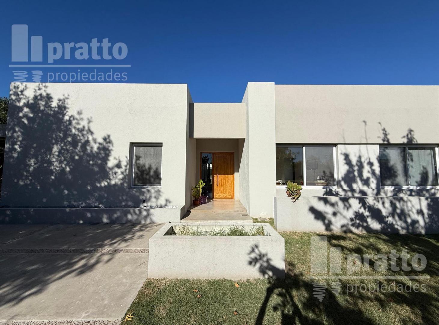 Foto de Casa en Venta de 3 dormitorios en El Cantón Puerto Escobar, imagen 1