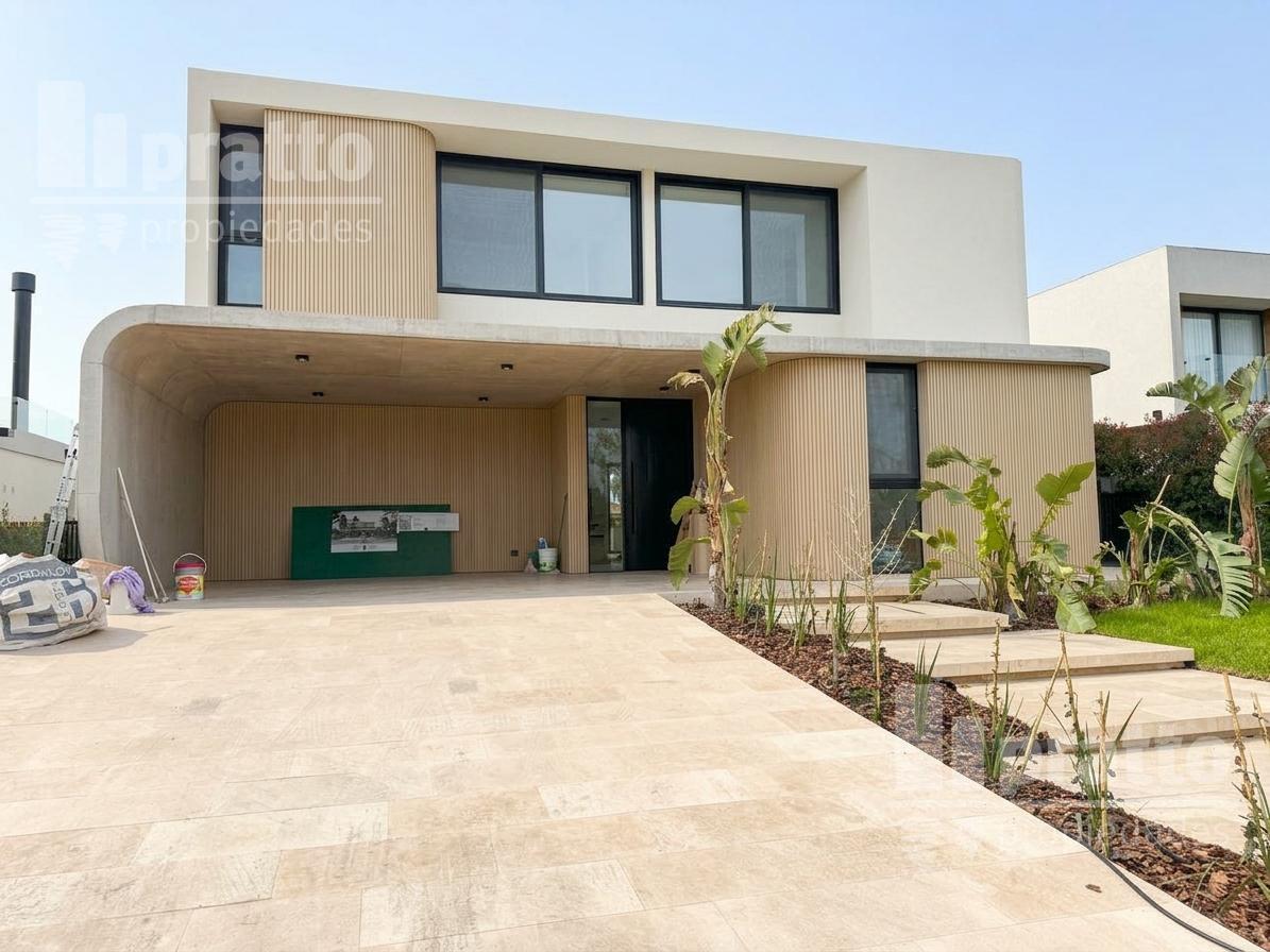 Foto de Casa al agua en Laguna Grande a la venta, imagen 5