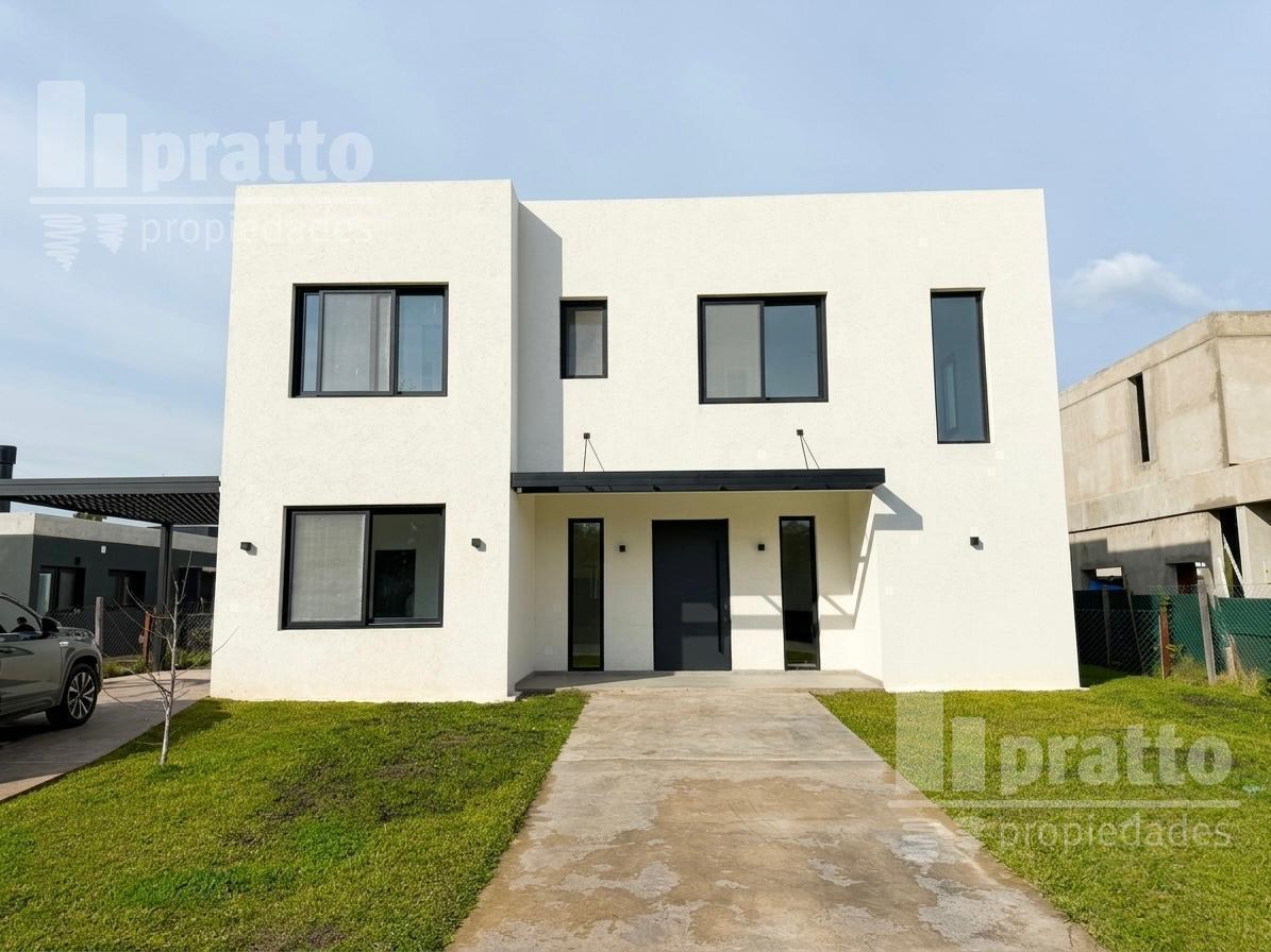 Foto de Casa en venta de 4 dormitorios en Laguna Grande, imagen 3