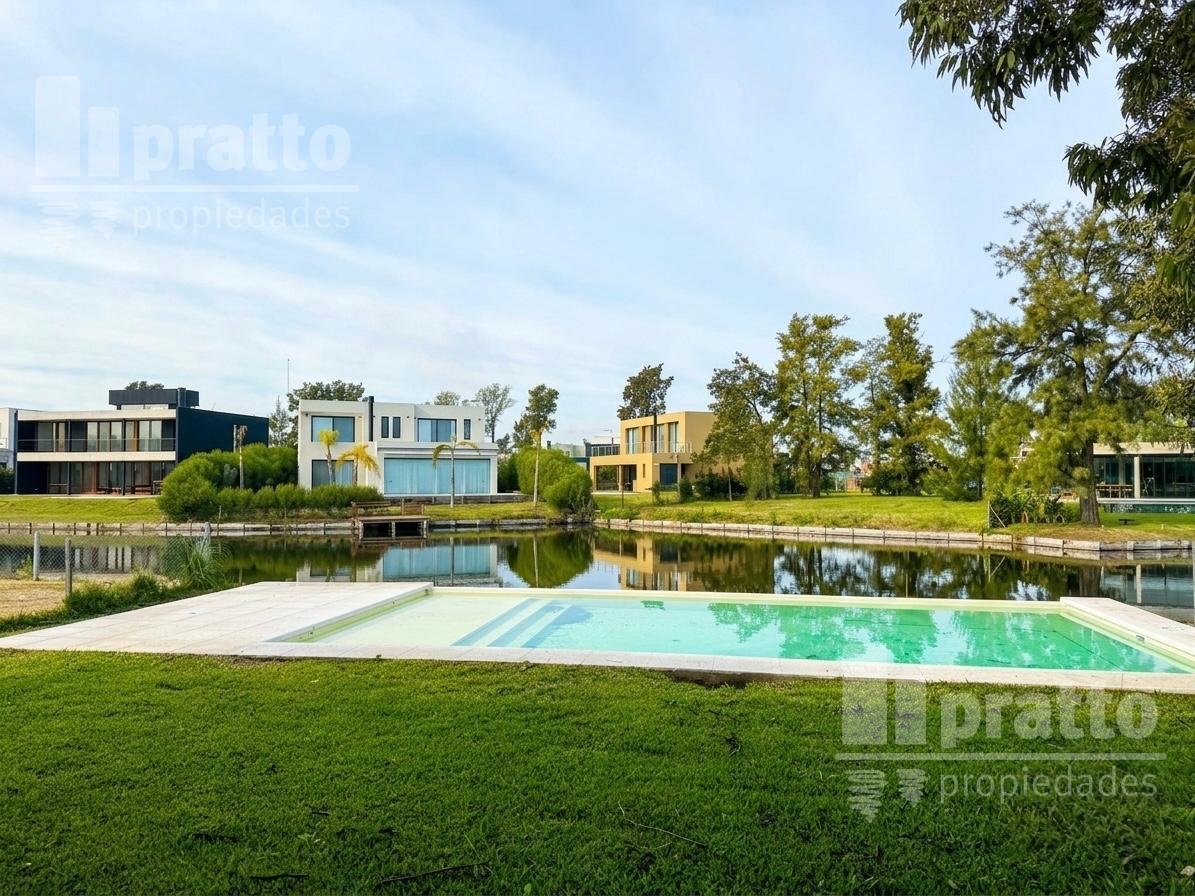 Foto de Casa en venta de 4 dormitorios en Laguna Grande, imagen 1