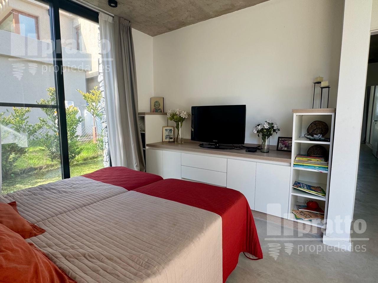 Foto de Casa al río con amarra propia, pileta climatizada y tecnología, imagen 4