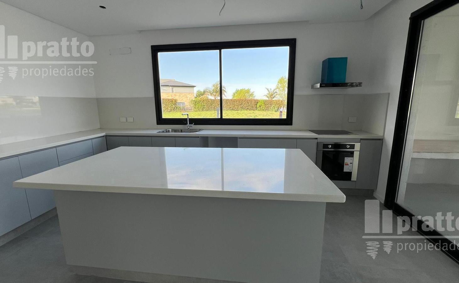 Foto de Casa en venta de 3 dormitorios en El Cantón Golf, imagen 3