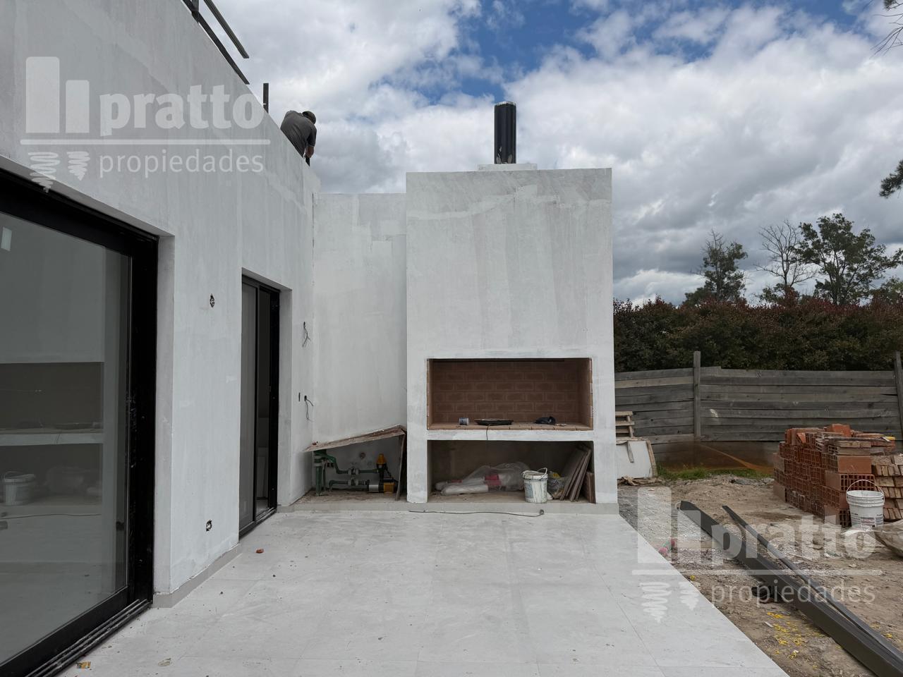 Foto de Casa en Laguna Grande, lote interno, imagen 4