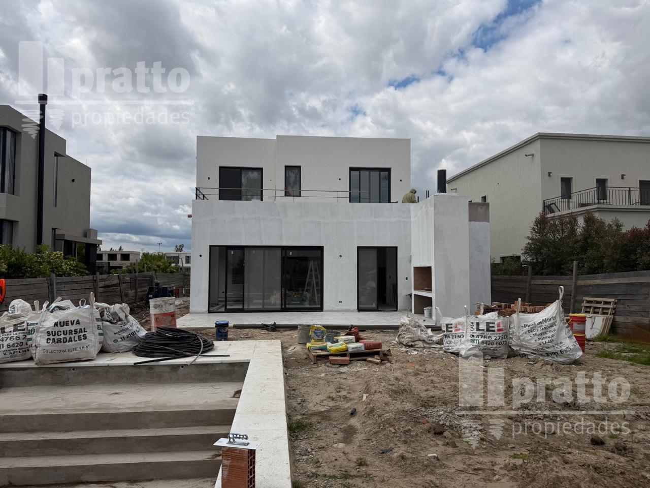 Foto de Casa en Laguna Grande, lote interno, imagen 1