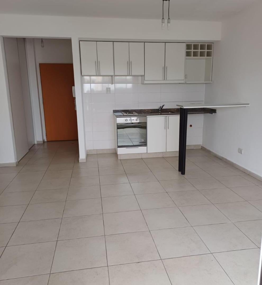 Foto de DEPARTAMENTO 1 AMBIENTE - SAAVEDRA, CAPITAL FEDERAL, imagen 3