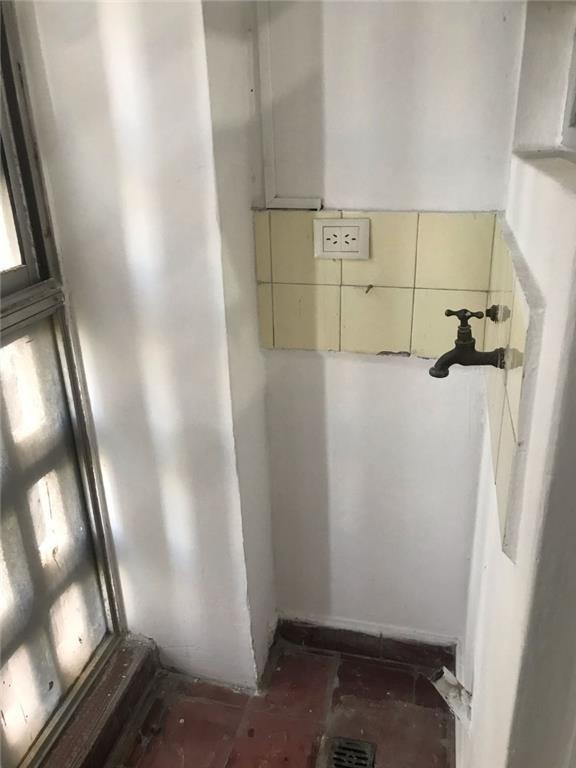 Foto de REGIO DEPARTAMENTO DE TRES AMBIENTES A METROS DE LA ESTACION ROSAS, imagen 5