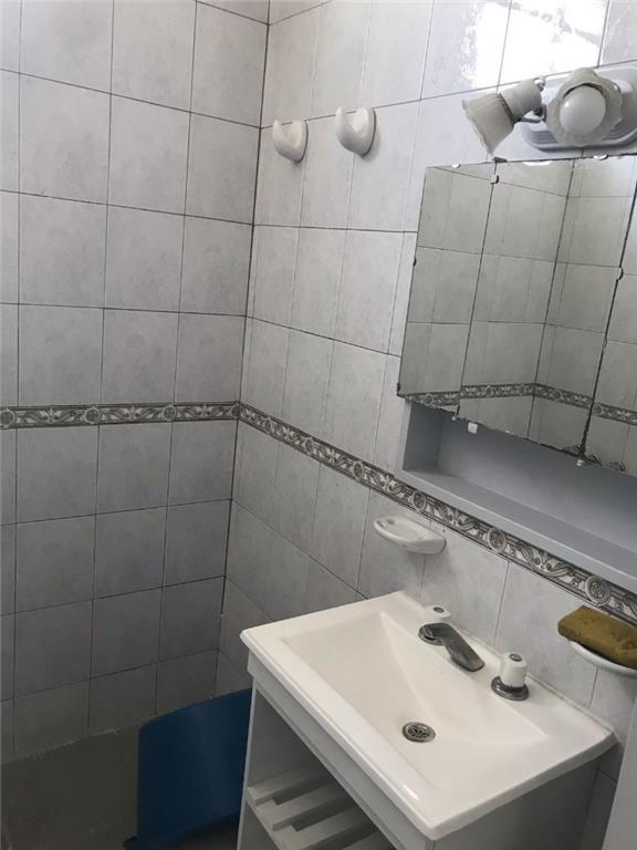 Foto de REGIO DEPARTAMENTO DE TRES AMBIENTES A METROS DE LA ESTACION ROSAS, imagen 2