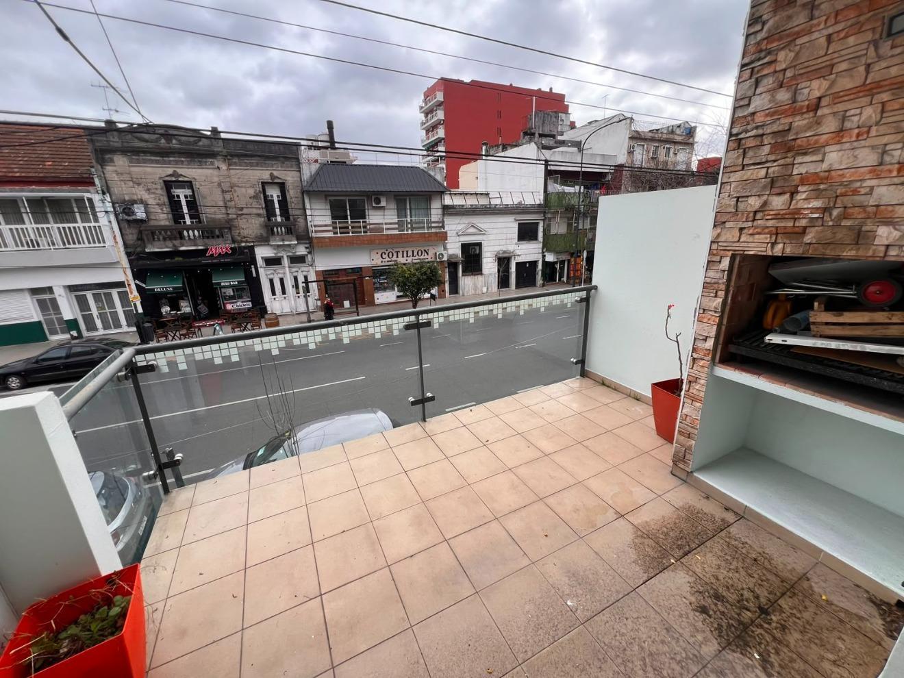 Foto de MONOAMBIENTE EN ALQUILER CON BALCÓN TERRAZA Y PARRILLA EN VILLA URQUIZA, imagen 3