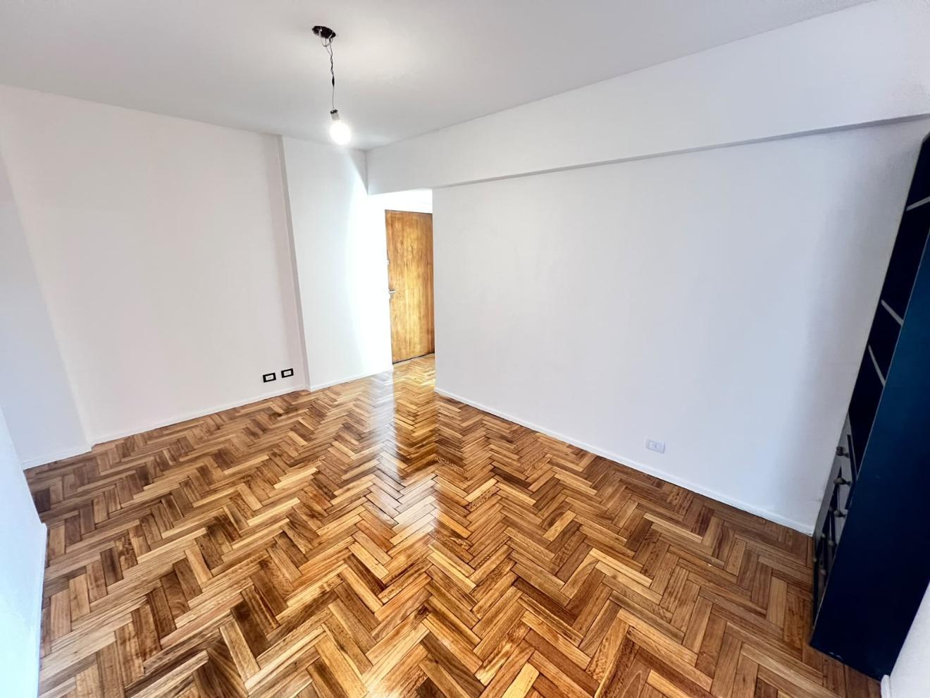 Foto de DEPARTAMENTO 2 AMBIENTES - VILLA URQUIZA, CAPITAL FEDERAL, imagen 1