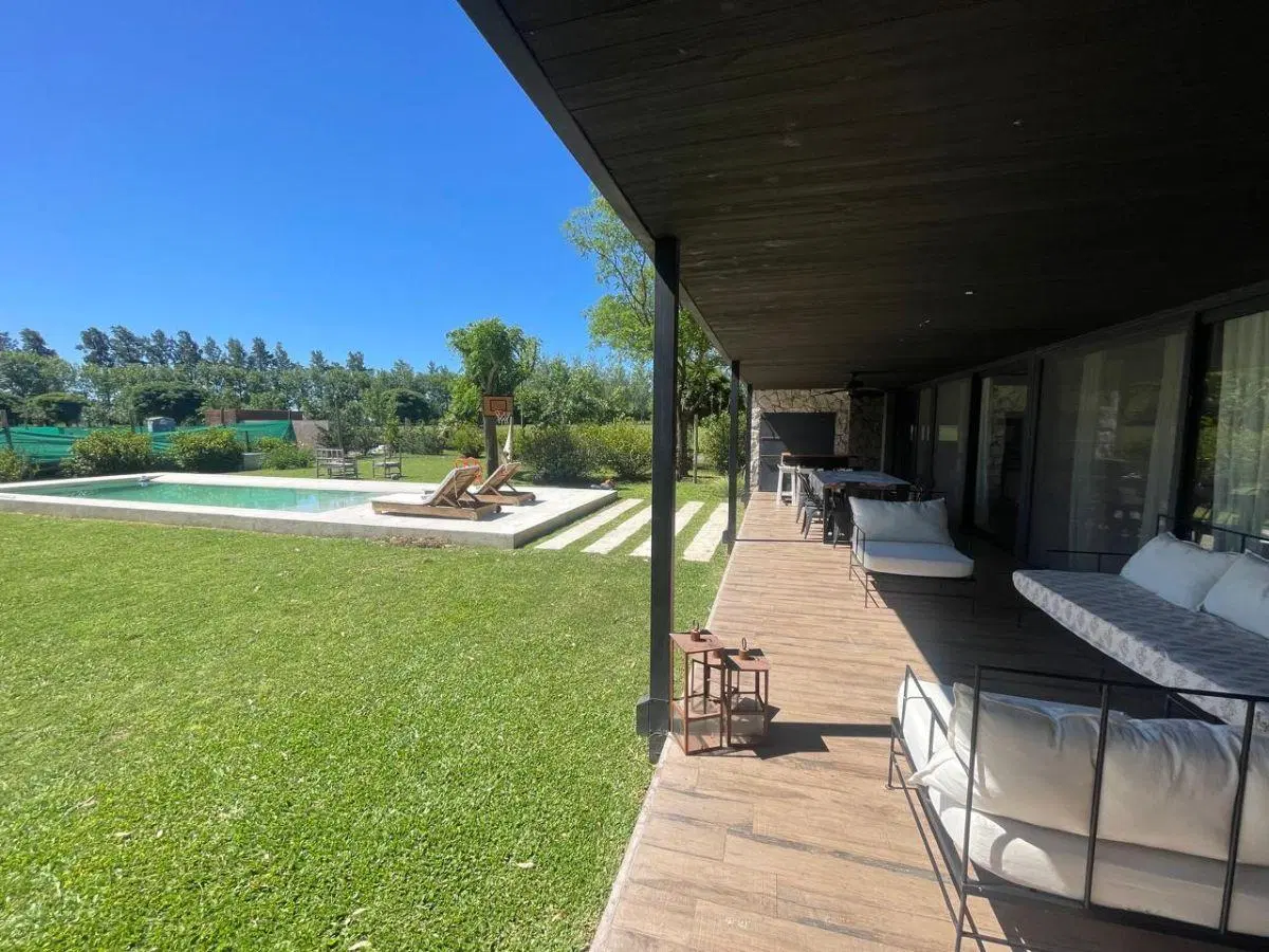 Casa en Venta/alquiler en Barrio El Tropezón. San Antonio de Areco 4