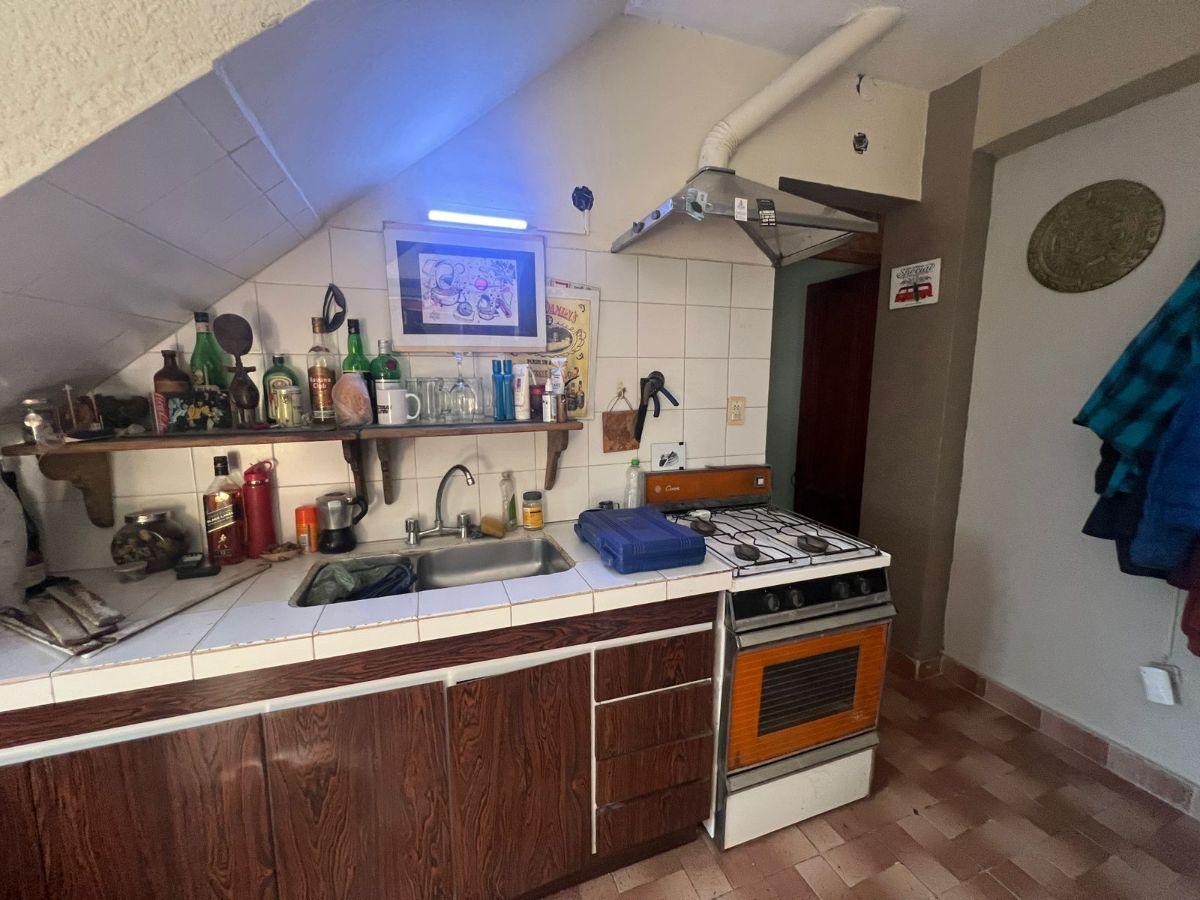 Foto de RESERVADO !!!! Casa en venta en San Isidro. Ideal familia o inversión con renta adicional, imagen 3