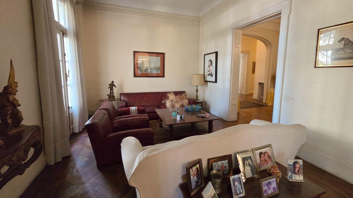 Foto de Departamento en venta sobre Plaza San Martín, Retiro., imagen 1