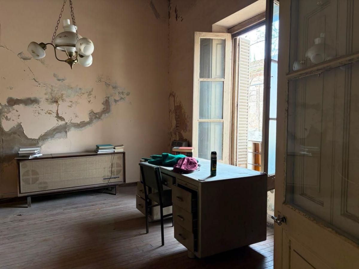 Foto de Casa en Venta en El Centro de San Antonio de Areco. a Refaccionar, imagen 2