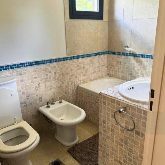 Foto de Venta Casa Minimalista con parque 2000 Parque Leloir, ITUZAI, imagen 5