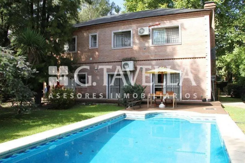 Venta de casa 5 Amb. parque, pileta, Parque Leloir. 5