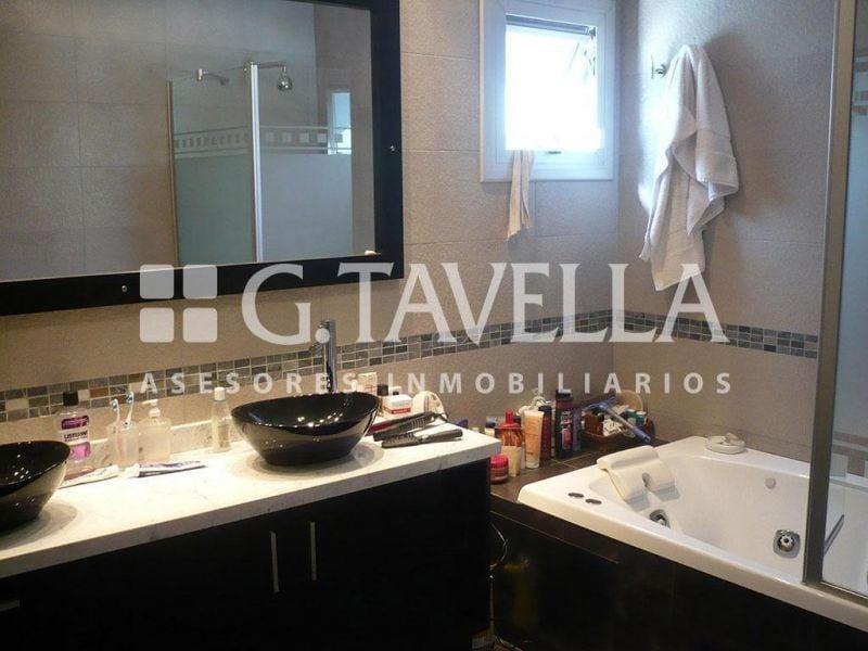 Foto de Venta Casa minimalista con parque pileta en Parque Leloir, imagen 2
