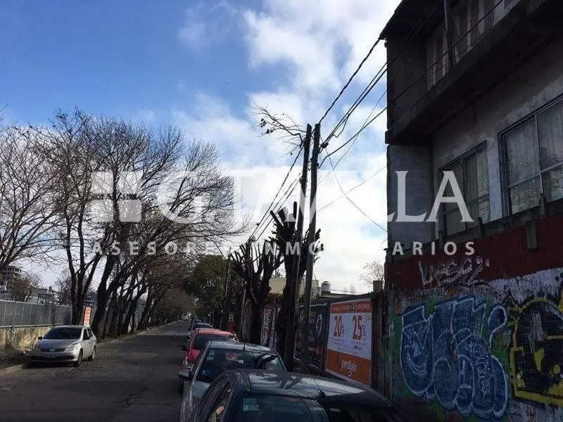 Gran lote de 1020 m2 en 2da Rivadavia y Santa Rosa Ituzaingo 1